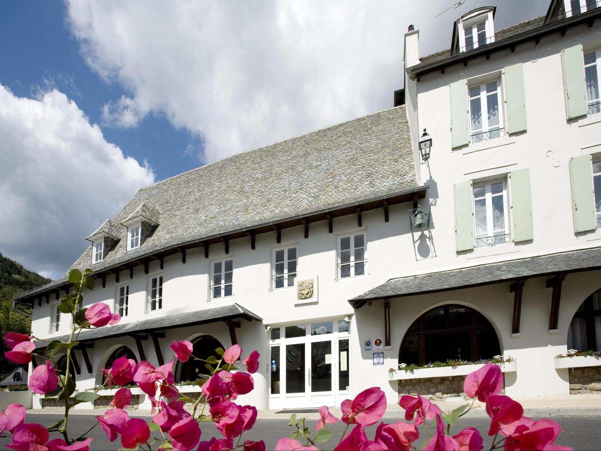 Entraygues-sur-Truyère Hotel La Riviere מראה חיצוני תמונה