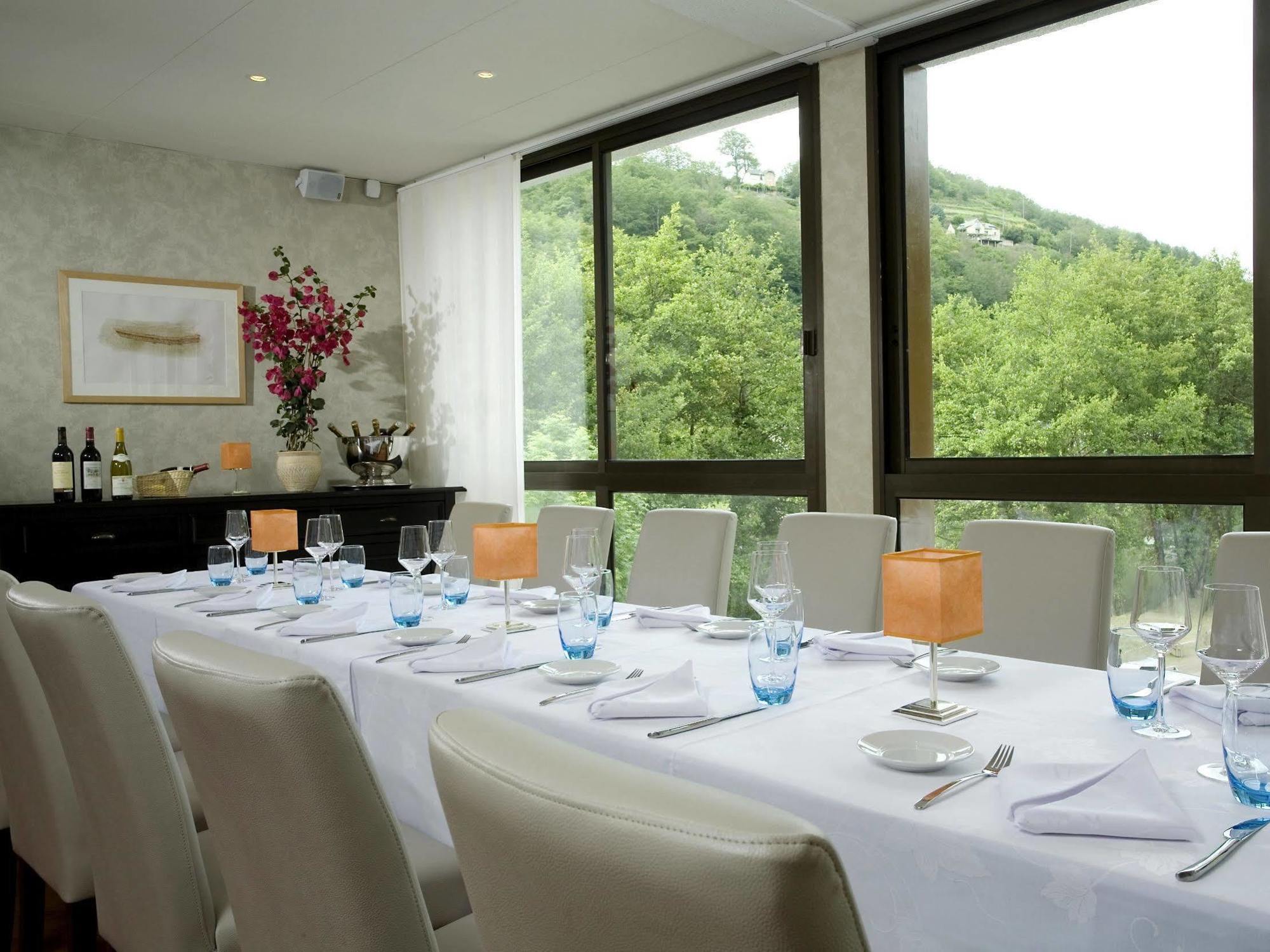 Entraygues-sur-Truyère Hotel La Riviere מראה חיצוני תמונה