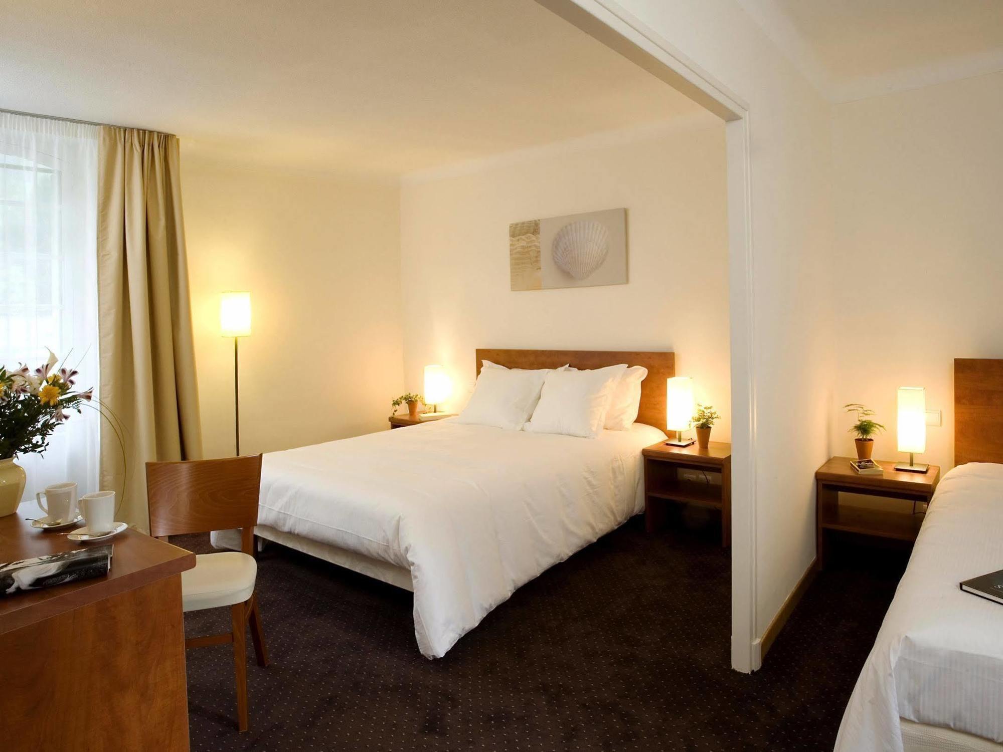 Entraygues-sur-Truyère Hotel La Riviere מראה חיצוני תמונה