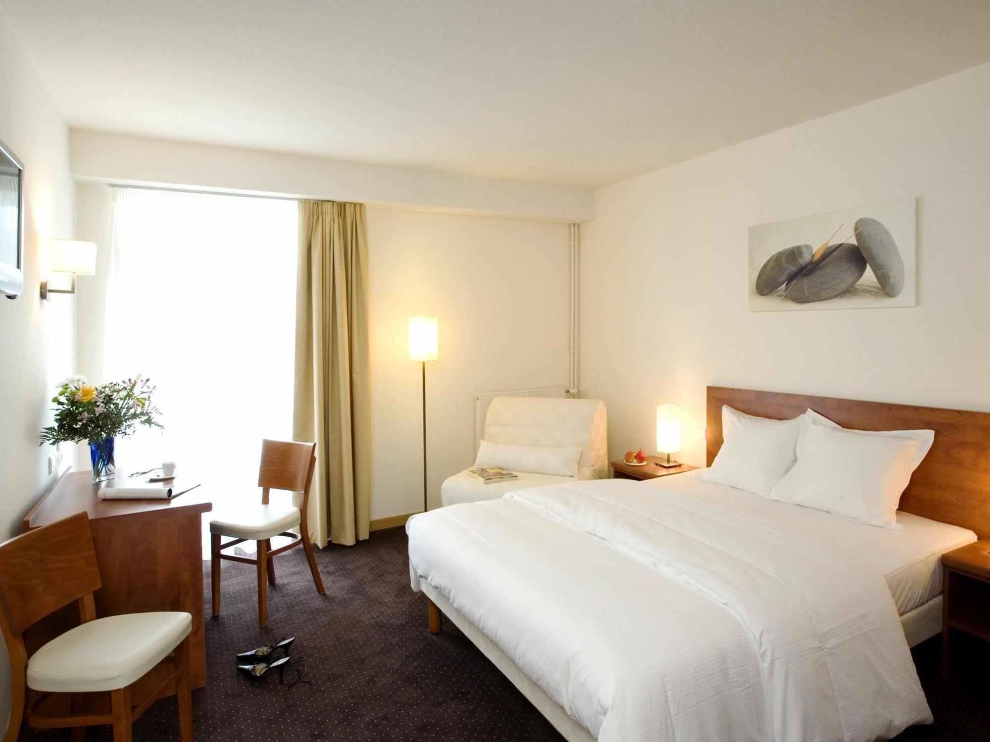 Entraygues-sur-Truyère Hotel La Riviere מראה חיצוני תמונה